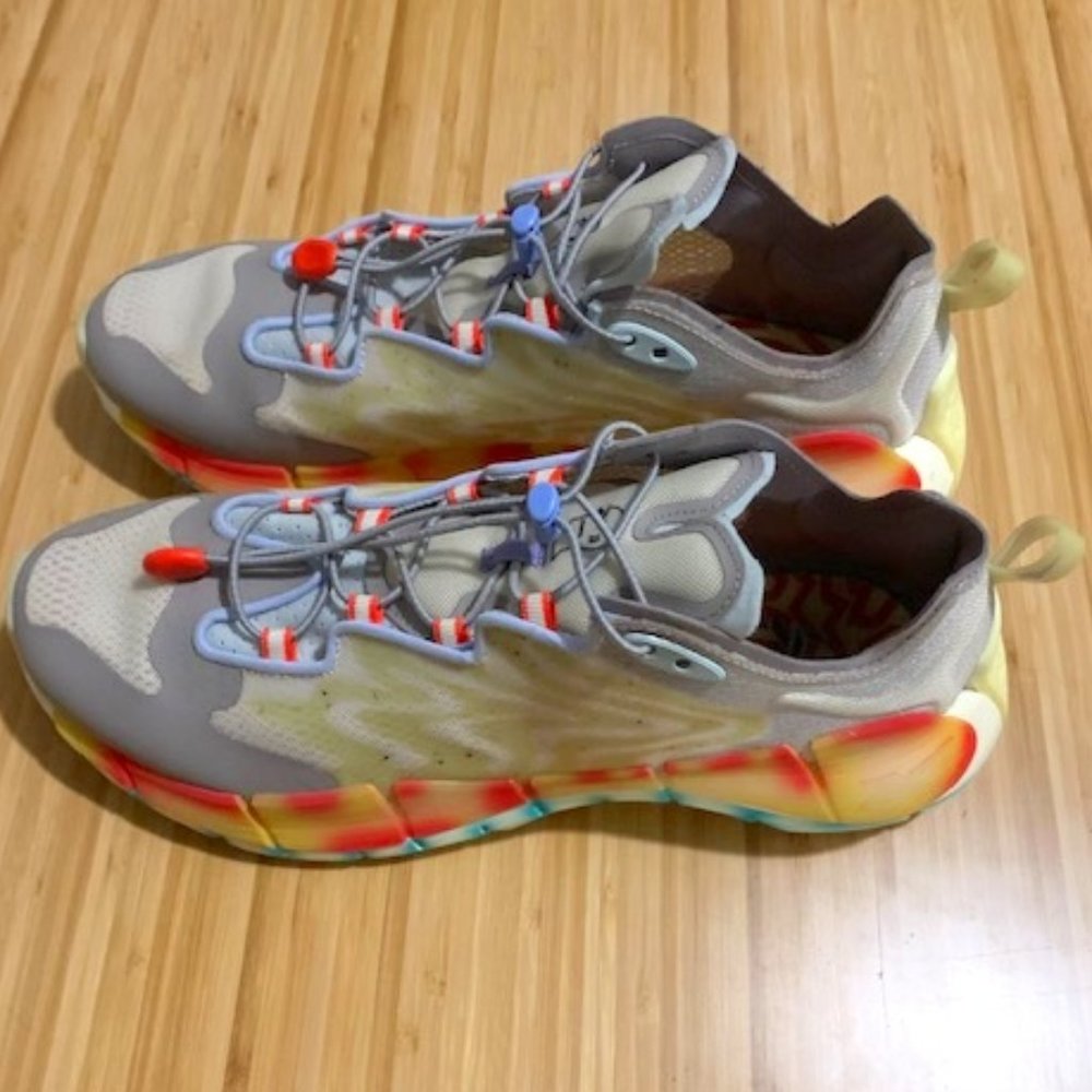 BRAIN DEAD X REEBOK ZIG KINETICA II 'MAD SCIENCE - LEMON GLOW'